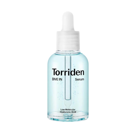 Torriden DIVE-IN Low Molecular Hyaluronic Acid Serum is formulated to deliver a hydrating and moisturising boost for a more radiant-looking complexion. This vegan-friendly product does not contain any animal or animal-derived ingredients. Its 5d-complex hyaluronic acid helps to keep the skin supple and hydrated, while natural extracts of panthenol, allantoin and madecassoside provide deep moisturising. It also offers a natural blue hue with its malachite extract.